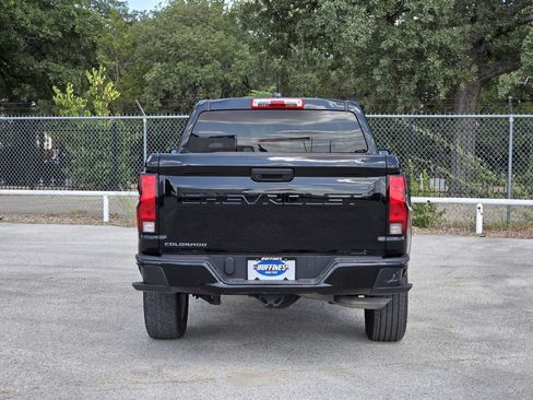 Used 2023 Chevrolet Colorado W/T RWD image 6