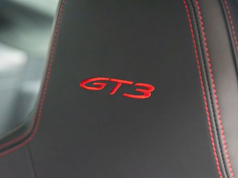 Used 2022 Porsche 911 GT3 RWD image 18