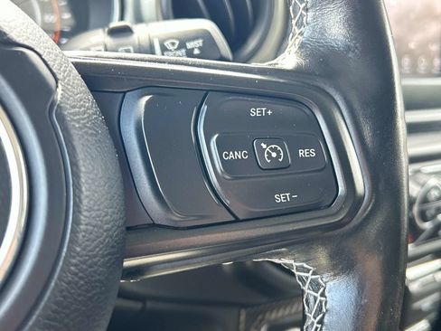 Used 2021 Jeep Wrangler Sport AWD/4WD image 16