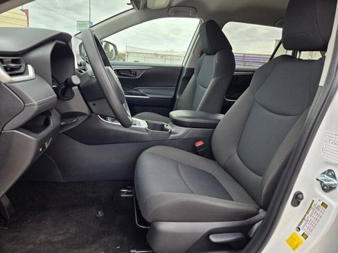 Used 2025 Toyota RAV4 LE image 23
