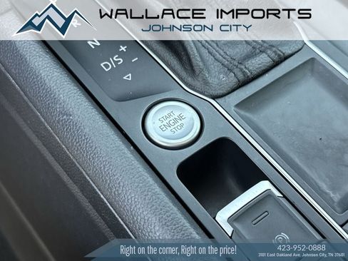 Used 2021 Volkswagen Atlas SE w/ Panoramic Sunroof Package FWD image 21