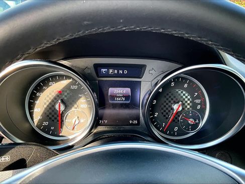 Certified 2020 Mercedes-Benz SLC 300 image 23