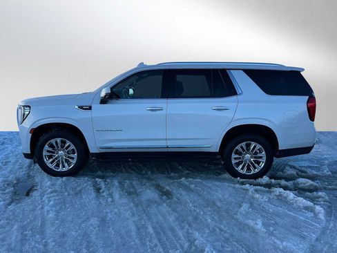 Used 2021 GMC Yukon SLT w/ SLT Premium Package image 6