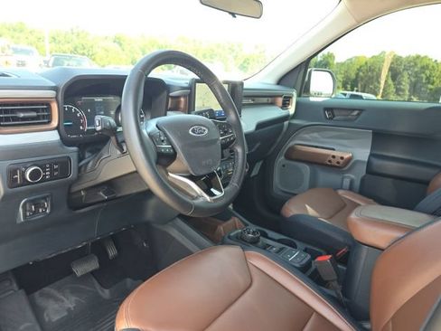 Used 2023 Ford Maverick Lariat w/ Lariat Luxury Package AWD/4WD image 23