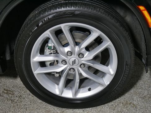 Used 2025 Dodge Durango GT AWD/4WD image 15