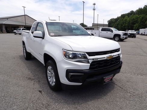 Used 2022 Chevrolet Colorado LT w/ Fleet Safety Package RWD image 11