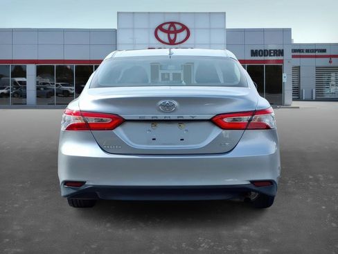 Certified 2020 Toyota Camry LE image 5
