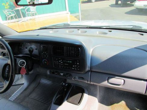 Used 1999 Dodge Durango SLT image 20