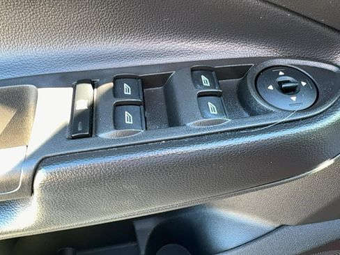 Used 2019 Ford Escape S image 15