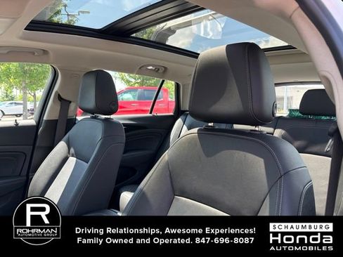 Used 2019 Buick Regal Essence w/ Driver Confidence Package I AWD/4WD image 10