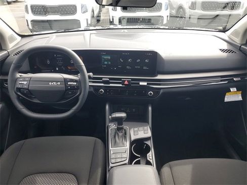 New 2026 Kia Sportage LX w/ LX Convenience Package image 17