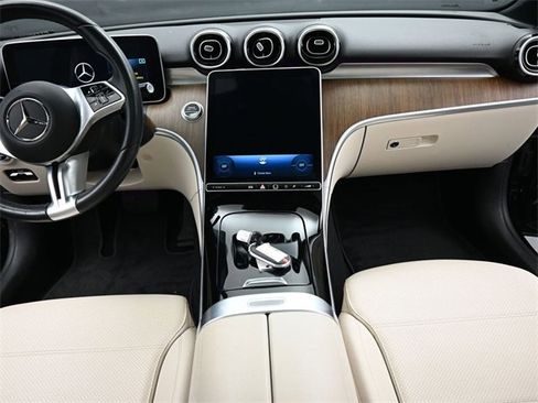 Used 2022 Mercedes-Benz C 300 Sedan image 26