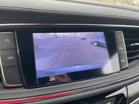 Used 2023 Buick Enclave Essence w/ Sport Touring Edition image 27