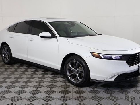 Used 2023 Honda Accord EX image 2