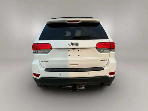 Used 2018 Jeep Grand Cherokee Laredo AWD/4WD image 8