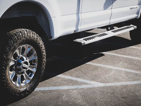 Used 2017 Ford F250 XLT w/ XLT Premium Package image 14