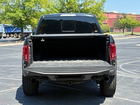 Used 2018 Ford F150 Raptor w/ Equipment Group 802A Luxury AWD/4WD image 16