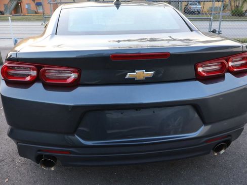 Used 2022 Chevrolet Camaro LT RWD image 6