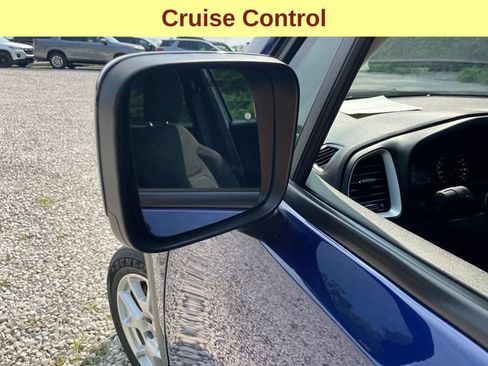 Used 2021 Jeep Renegade Latitude AWD/4WD image 7