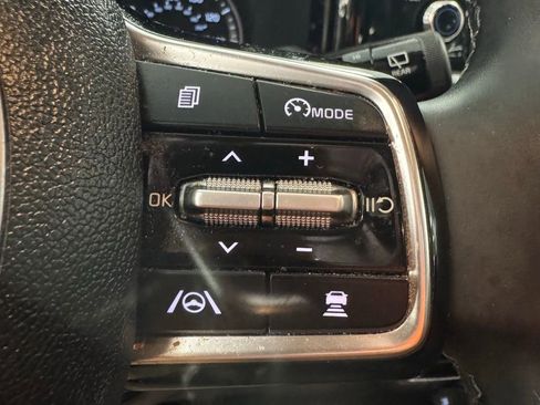 Used 2023 Kia Sorento EX image 26
