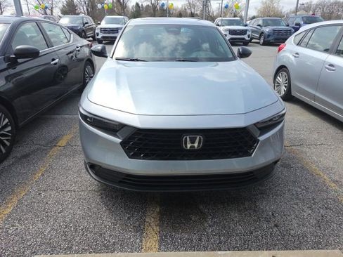 Used 2025 Honda Accord Sport image 2