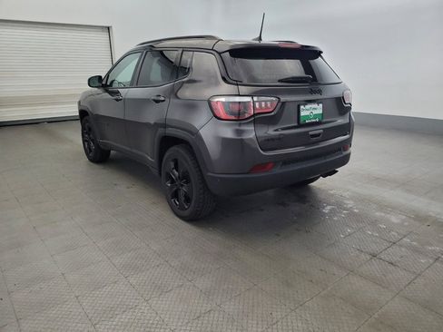 Used 2018 Jeep Compass Latitude w/ Popular Equipment Group AWD/4WD image 5