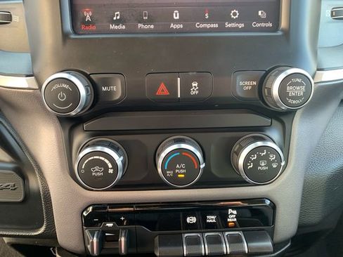 Used 2019 RAM 2500 Big Horn image 25