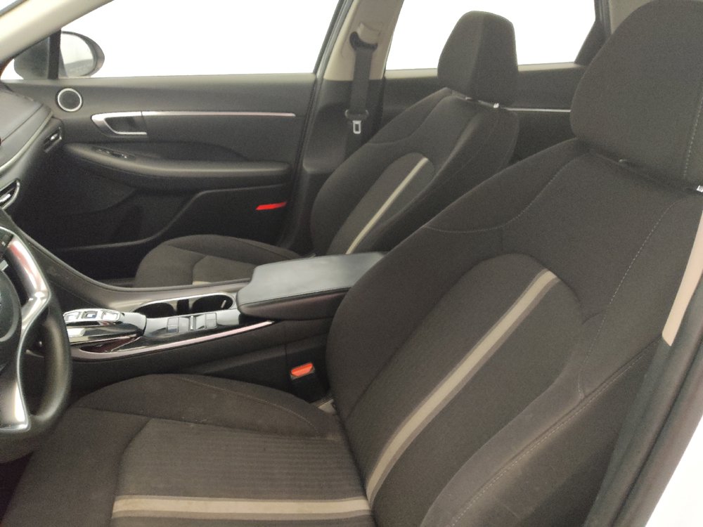 Used 2023 Hyundai Sonata SEL w/ Preferred Accessory Package FWD image 17