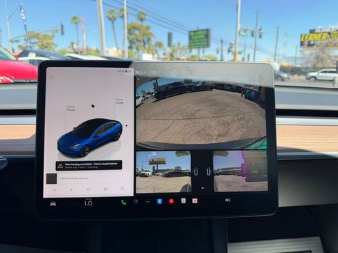 Used 2022 Tesla Model 3 Long Range AWD/4WD image 27