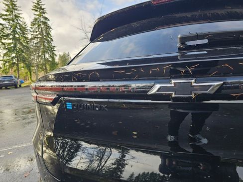 New 2026 Chevrolet Equinox EV RS image 24
