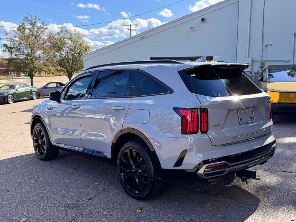Used 2022 Kia Sorento SX AWD/4WD image 4