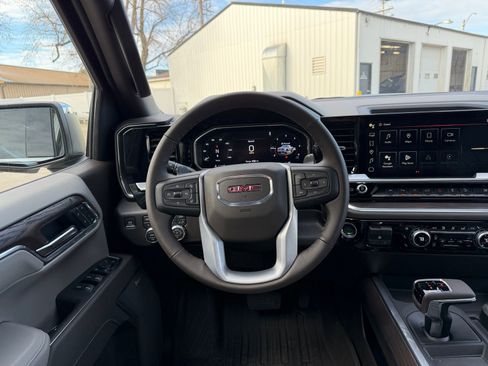 New 2026 GMC Sierra 1500 SLT w/ SLT Premium Plus Package AWD/4WD image 2