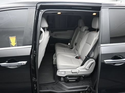 Used 2022 Honda Odyssey Touring image 32