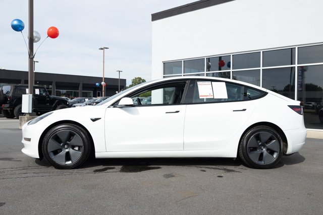 Used 2023 Tesla Model 3 Standard Range RWD image 10