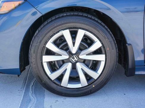 Certified 2025 Honda Civic LX image 13