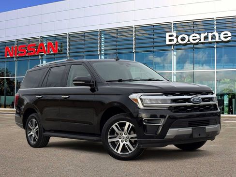 Used 2024 Ford Expedition Limited image 1