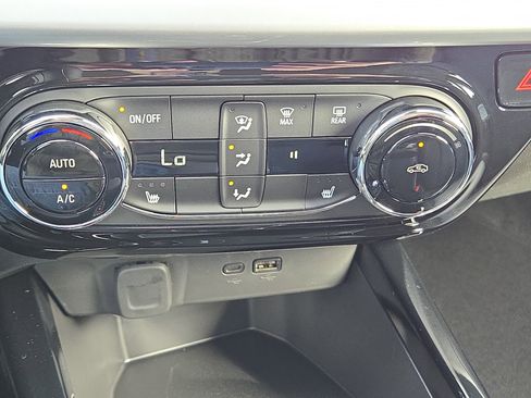 New 2026 Chevrolet Trax LT w/ Driver Confidence Package image 26