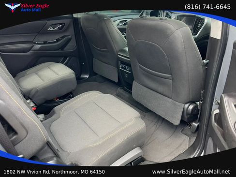 Used 2020 Chevrolet Traverse LT AWD/4WD image 9