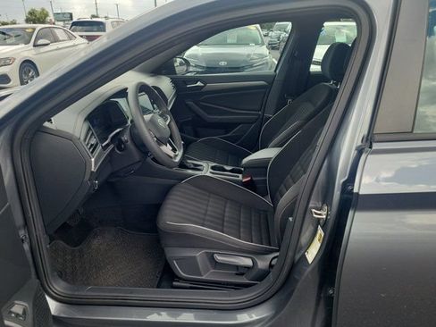 Used 2022 Volkswagen Jetta Sport FWD image 13