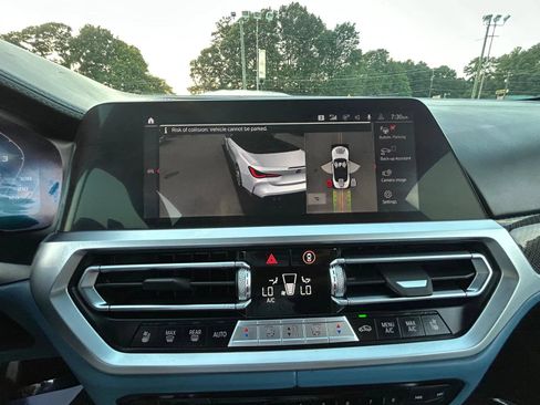 Used 2022 BMW M4 xDrive Competition AWD/4WD image 32