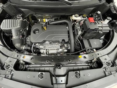 New 2026 Chevrolet Equinox LT w/ Safety and Technology Package AWD/4WD image 12