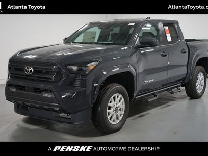 New 2025 Toyota Tacoma SR5