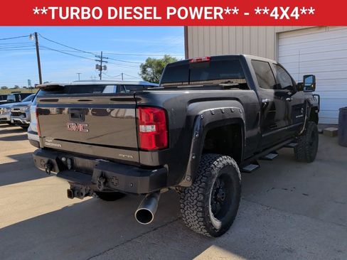 Used 2016 GMC Sierra 2500 Denali w/ Duramax Plus Package image 7