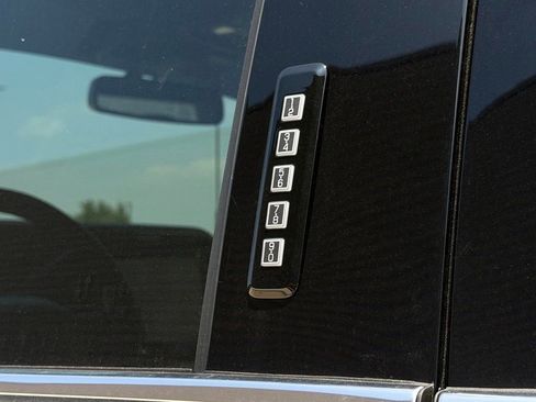 New 2026 Ford F350 King Ranch w/ FX4 Off-Road Package AWD/4WD image 13