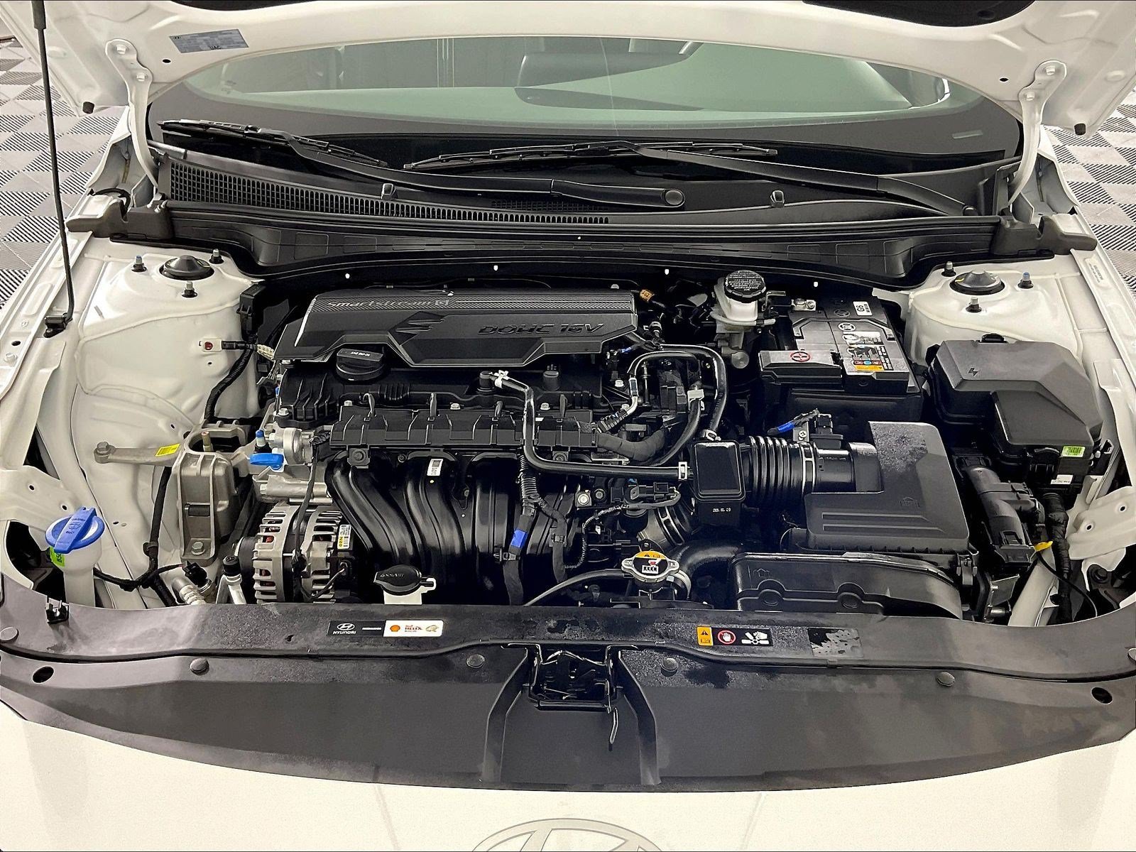 Certified 2026 Hyundai Elantra SEL Sport FWD image 28