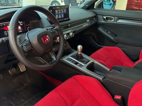 Used 2025 Honda Civic Type R image 7