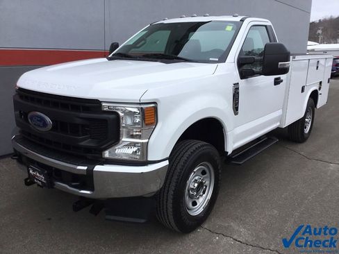 Used 2020 Ford F350 XL w/ Power Equipment Group image 6
