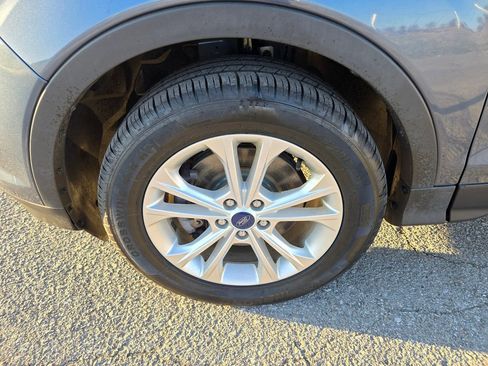 Used 2018 Ford Escape SEL image 28