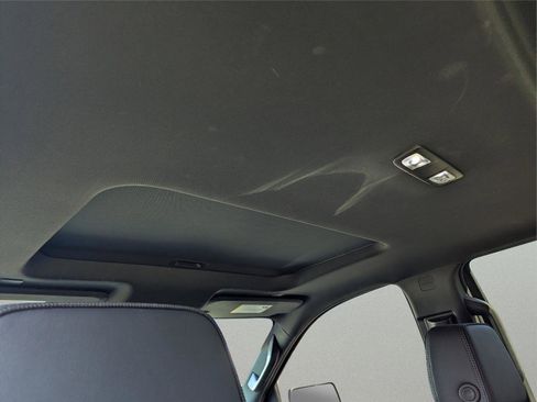 Used 2025 Chevrolet Silverado 1500 High Country image 10