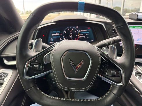 Used 2021 Chevrolet Corvette Stingray Premium Conv w/ Z51 Performance Package image 4